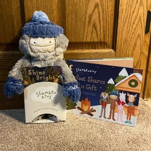Slumberkins Shine Bright Kin & Bigfoot Shares His Gift Board Book